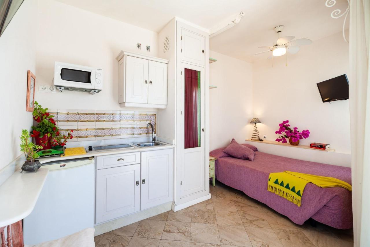 Gloria 6 Apartment *